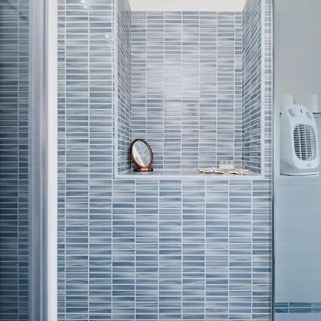 Zona Eur 70 - Giorty Domus Romanae E Piscina By Hotea * Rom