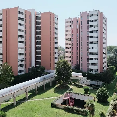Zona Eur 70 - Giorty Domus Romanae E Piscina