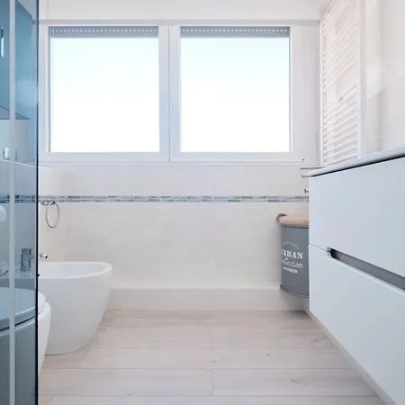 Zona Eur 70 - Giorty Domus Romanae E Piscina By Hotea * Rom