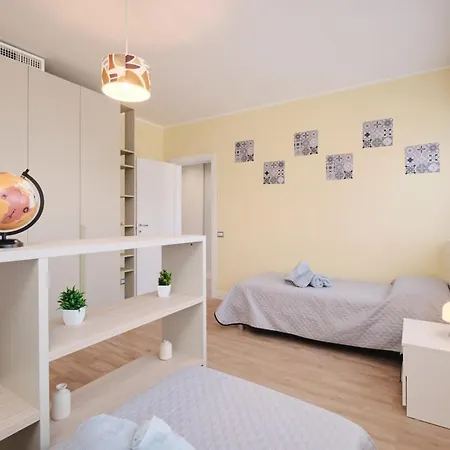 Apartment Zona Eur 70 - Giorty Domus Romanae E Piscina Rome