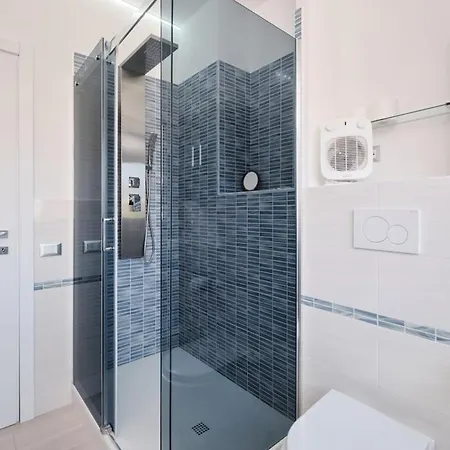 Zona Eur 70 - Giorty Domus Romanae E Piscina By Hotea