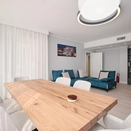 Zona Eur 70 - Giorty Domus Romanae E Piscina Apartment Rome